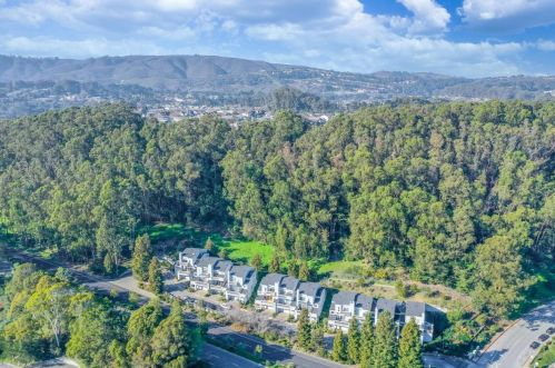 70 Livingston Terrace Dr, San Bruno CA  94066-2800 exterior