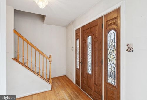 2409 Donna Ln, Pottstown, PA 19464-2688