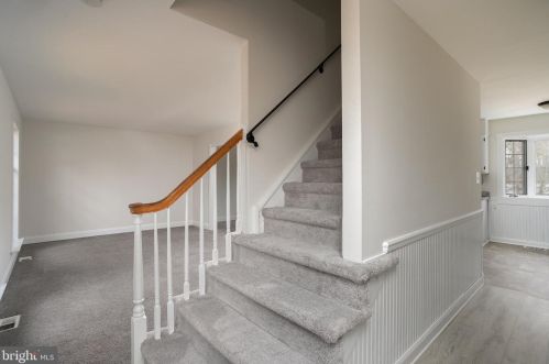 5 Hoot Owl Dr, Erial NJ  08081-9325 exterior