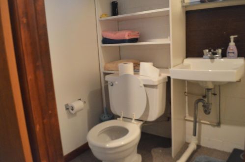 8029 18 Ave, Kenosha WI 53143-1631 exterior