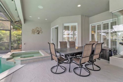 11268 Longshore Way, Naples FL 34119-8824 exterior