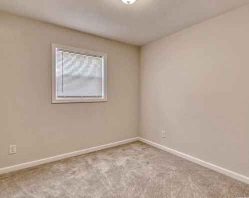 77 Andrews Ave, Wheatley Heights NY  11798-1833 exterior