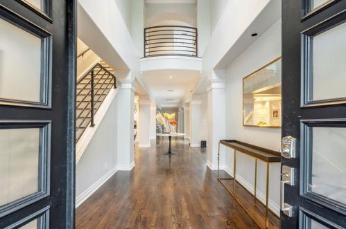 4507 Holt St, Bellaire, TX 77401-5806