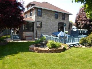 329 Fremont Rd, North Charleroi, PA 15022-1717