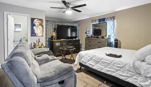 1061 18th St, San Diego CA 92154-1901 exterior