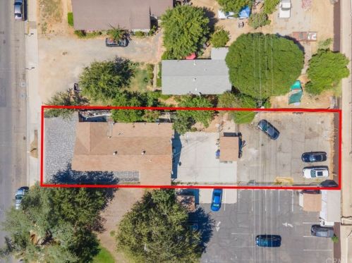 8377 Cypress Ave, Riverside, CA 92503-1843