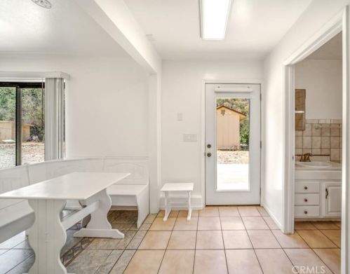 45100 Carmel Vly Rd, Greenfield CA  93927-9757 exterior