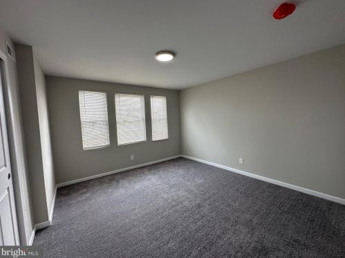 5142 8th St, Philadelphia PA  19120-3108 exterior