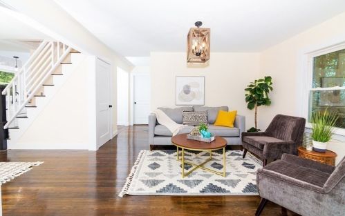 12 Maine Ave, Natick MA  01760-2219 exterior