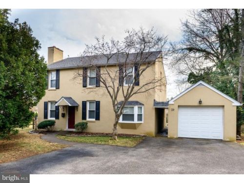 29 Orchard Ln, Berwyn, PA 19312-1253