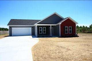 121 Kenison Way, Pikeville, NC 27863-8124