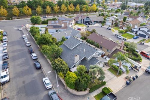 23232 Sky Dr, El Toro CA  92630-5332 exterior