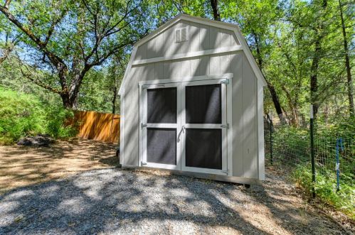 559 Greenwood Dr, Meadow Vista CA  95722-9708 exterior