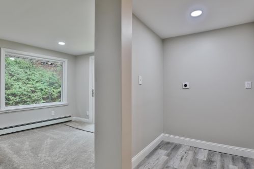 97 Lower Camp Rd, Northwood NH  03261-4305 exterior