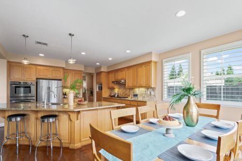 753 Mary Ct, Benicia, CA 94510-3998
