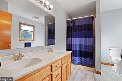 14 Huntington Cir, Dover DE  19904-9611 exterior