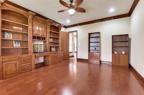 2610 Wl Ct, Cedar Hill TX 75104-6943 exterior