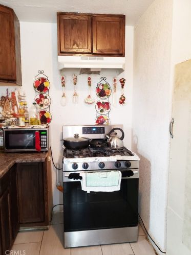 961 10th St, Orange Cove CA  93646-2315 exterior