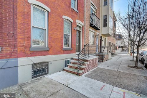 2417 Grays Ferry Ave, Philadelphia PA  19146-2450 exterior