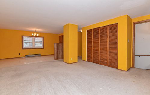 138 Van Norman Ave, Milwaukee WI 53235-5723 exterior