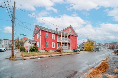 8 Worcester St, Nashua, NH 03060-3432