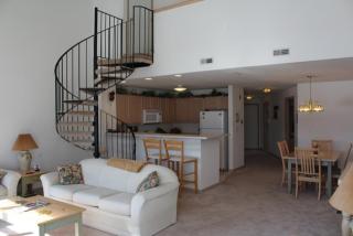 2124 Landings Ln, Delavan, WI 53115-3992