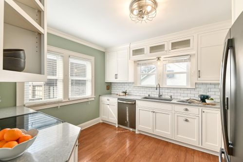 2559 63, Milwaukee WI 53219-2628 exterior