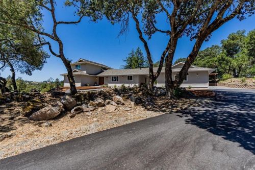 6360 Bennett Valley Rd, Santa Rosa, CA 95404-9574
