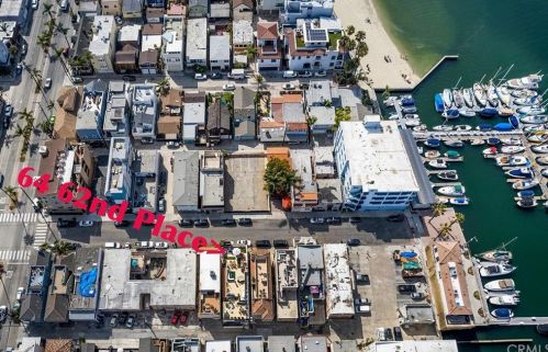 64 62nd Pl, Long Beach, CA 90803-5672