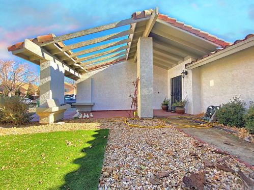 508 Avenue, Lancaster, CA