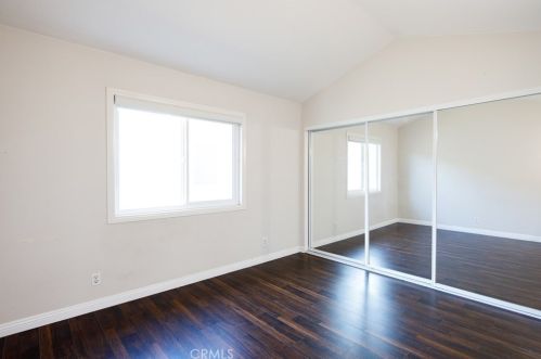 4001 165th St, Lawndale, CA 90260-3046