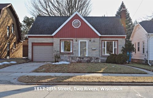1817 28th St, Two Rivers WI  54241-2005 exterior