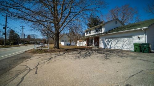 548 Toll Gate Rd, Groton, CT 06340-6237
