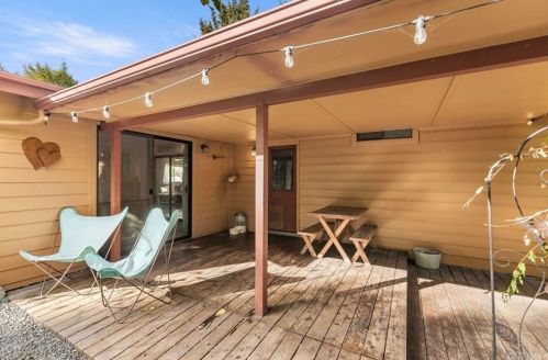 2841 Bender Dr, Lucerne CA  95458-8595 exterior
