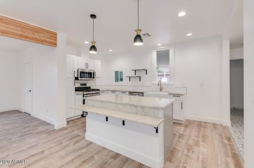 237 Lebaron, Mesa, AZ 85210-1512
