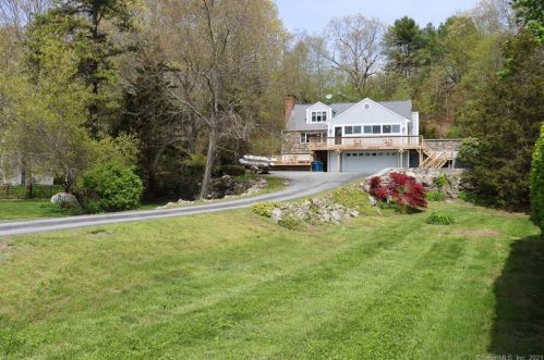 161 Niantic River Rd, Waterford, CT 06385-1825