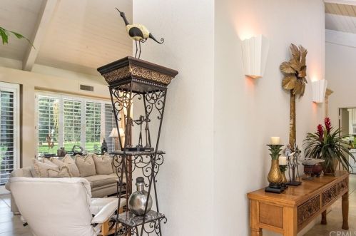 111 Mission Hills Dr, Rancho Mirage CA  92270-1477 exterior