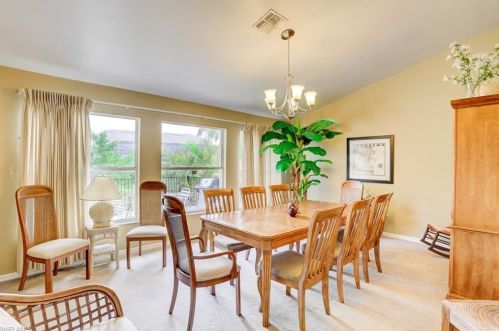 6721 Sloane Pl, Naples, FL 34104-8314