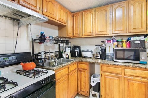 1601 Union Tpke, North Bergen NJ  07047-2546 exterior