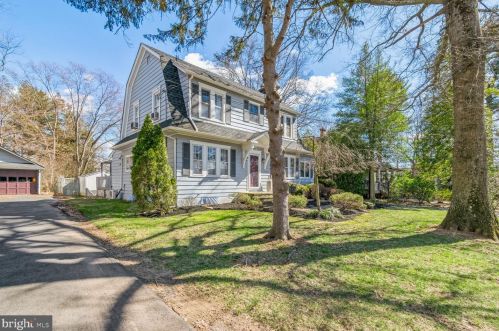 2044 Pennington Rd, Trenton, NJ 08618-1104