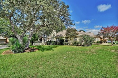 30107 Briarcrest Dr, Georgetown TX  78628-1151 exterior