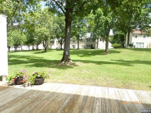 122 Gettysburg Way, Lincoln Park NJ  07035-1838 exterior