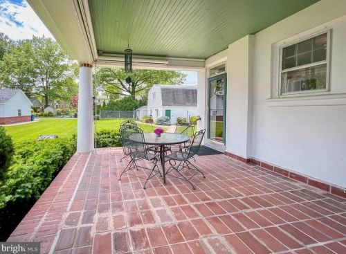 718 Columbia Ave, Lansdale PA 19446-3311 exterior