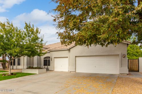 2947 Birch Ct, Gilbert, AZ 85295-1483