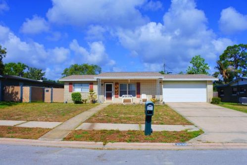 4330 Carlysle Ave, Titusville FL  32780-6444 exterior