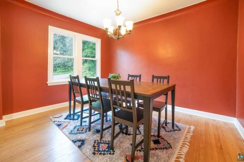 1322 Basswood Ave, Duluth MN  55811-4735 exterior
