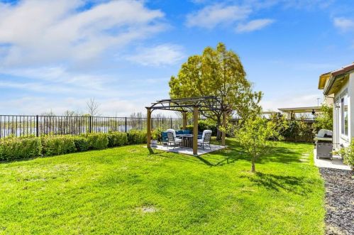 11913 Pyxis Cir, Rancho Cordova CA  95742-8055 exterior