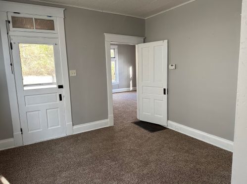 37 River Rd, Newport KY  41075-2317 exterior