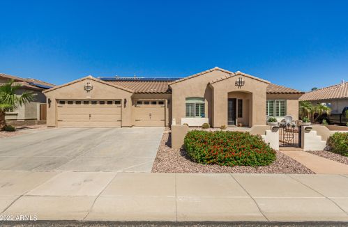 17962 Banff Ln, Sun City, AZ 85388-7646