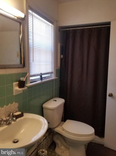 25166 County Rd, Seaford DE  19973-8631 exterior